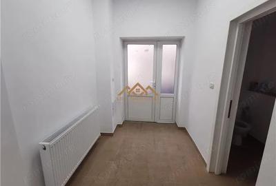Spațiu comercial, de 70 mp, în Central - 5