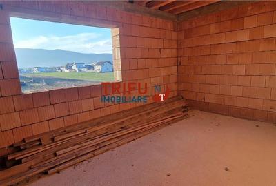 Casă la roșu cu garaj în Orizont - 9