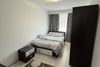 Apartament cu 4 camere semidecomandat în Central - 2