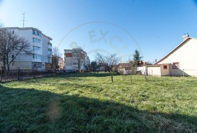 Teren 1562 mp intravilan-oportunitate pentru proiect rezidential in Pitesti - 1