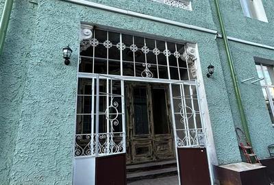 Cladire ultracentrala 1966 mp | consolidata | teren 1131 mp | Victoriei - Sfinti - 2