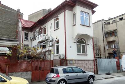 MOȘILOR - VILĂ DE ÎNCHIRIAT- 9 CAMERE- PENTRU BIROURI, CLINICA, AFTER SCHOOL - 5