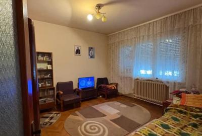 Apartament cu 4 camere decomandat în Central - 15