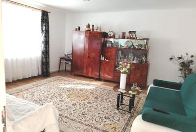 Duplex cu 4 camere cu Canalizare în Central - 5