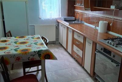 Apartament cu 2 camere decomandat în Central - 2