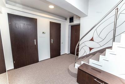 Apartament cu 4 camere decomandat, mobilat în P-ța Unirii - 20