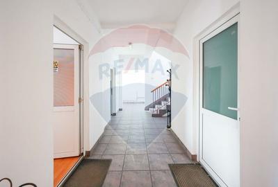 Spațiu industrial, de 1,407.1999511719 mp, în Vest - 9