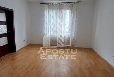 Casă cu 2 camere cu Canalizare în Pârneava