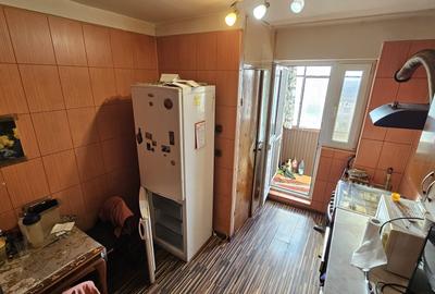 Apartament cu 2 camere decomandat în B-dul București - 17