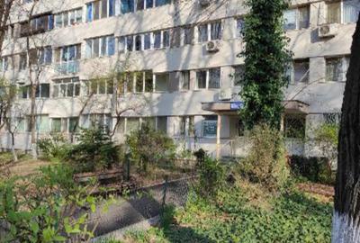Apartament cu 2 camere semidecomandat, mobilat în Uverturii - 1
