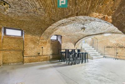 Eleganță subterană - pivniță exclusivistă Arad - 55