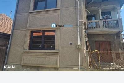 Casă cu 4 camere în Făgăraș - 1