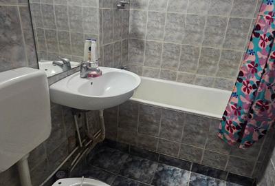 Avrig - Mihai Bravu, parter cu logie mare inchisa, langa parc Avrig - Mihai Bravu, parter cu logie mare inchisa, langa parc - 13