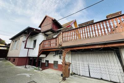Doua case in curte comuna, zona centrala Media?, jud. Sibiu ideal locuin?a + afacere