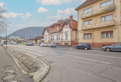 Apartament confortabil, 2 camere de inchiriat, locatie centrala - 11