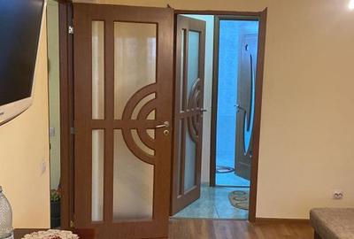 2cam-58mp,mob-util complet, la 7min - pe jos, de metrou A... - 9