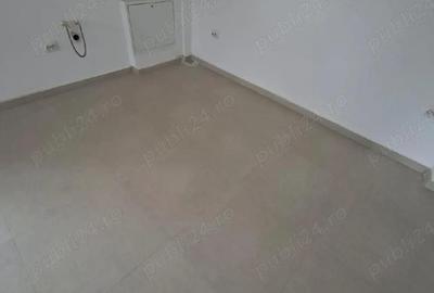 Apartament cu 3 camere decomandat în Central - 1