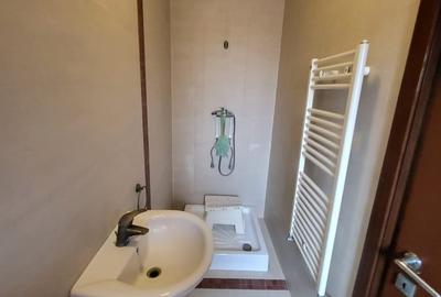 Casă cu 5 camere cu Teren 260 Mp în Tunari - 15