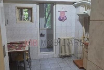 Calea Calarasilor- Decebal -Bloc mixt - 5 minute metrou P-ta Muncii - 3