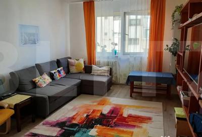 Apartament cu 3 camere decomandat în Simeria