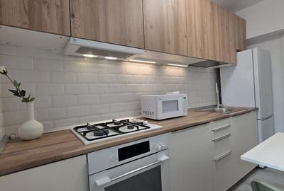 Apartament cu 3 camere decomandat în Drumul Taberei - 3