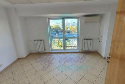 Birou, de 525 mp, în P-ța Unirii - 7