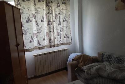Apartament cu 3 camere decomandat în Giurgiului - 1