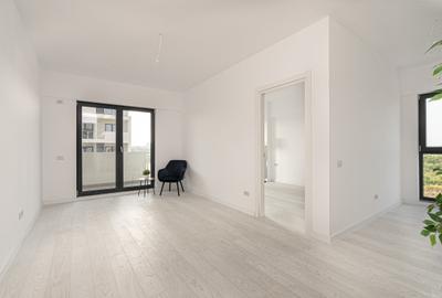 Apartament cu 3 camere semidecomandat în Colentina