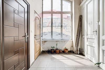 Apartament cu 3 camere de vanzare in zona Ultracentral - 5