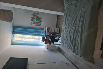 Vand apartament 3 camere Compex Studentesc direct proprietar