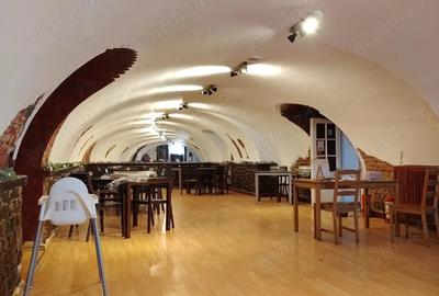 De inchiriat spatiu comercial restaurant ,central,Oradea - 1
