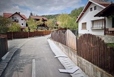 Teren de 2192 mp, în Cornu - 5