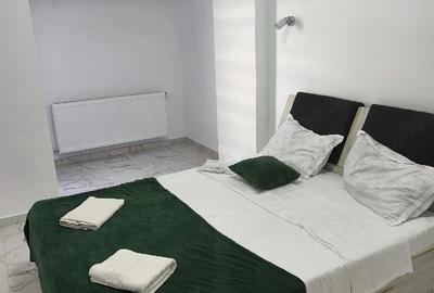 Garsonieră decomandată în Central - 7