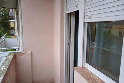 Apartament cu 2 camere decomandat în Carei - 6