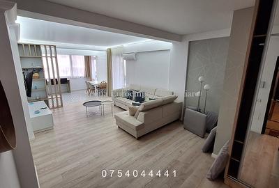 Apartament de vanzare 2 camere in Mamaia Nord, primul rand la mare - 2