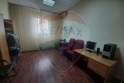 Spa?iu comercial 210mp de inchiriat in zona Ultracentral - 2