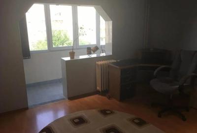 Proprietar inchiriez apartament cu o camera - 4