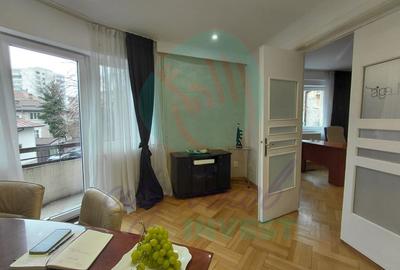 Apartament cu 4 camere semidecomandat în P-ța Sfântul Ștefan - 14