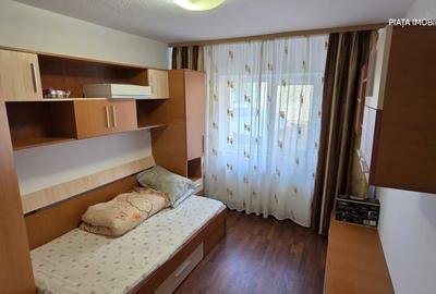 Apartament cu 4 camere decomandat, mobilat în Central - 4