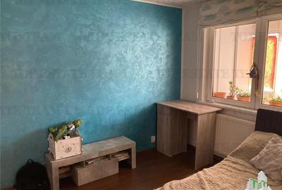 Apartament cu 2 camere semidecomandat, mobilat în Titan - 9