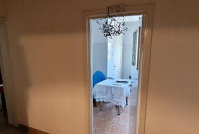 Apartament cu 4 camere decomandat în Central - 1