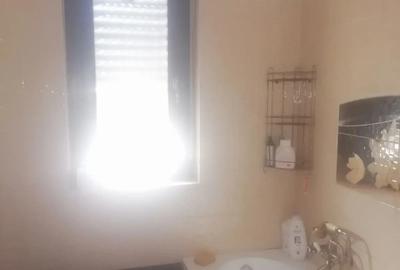 Vand apartament 3camere - 3