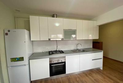 Apartament cu 2 camere decomandat în Iris
