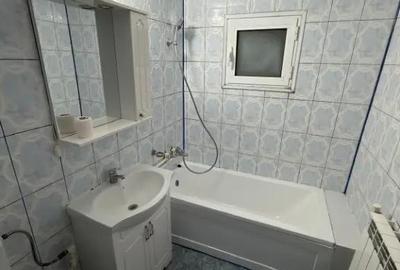 Apartament cu 3 camere decomandat în Balta Albă - 4