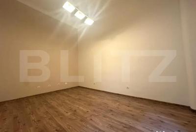 Spațiu comercial, de 52 mp, în Central - 2