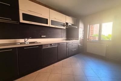 Casă individuală cu 10 camere cu Canalizare în Bucureștii Noi - 3