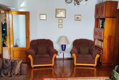 Apartament cu 3 camere semidecomandat, mobilat în Capitol - 4