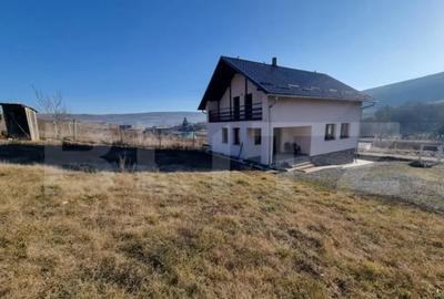 Casă cu 4 camere cu Teren 6300 Mp în Someșeni - 8