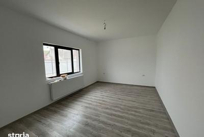 Casă cu 3 camere cu Canalizare în Valu lui Traian - 6