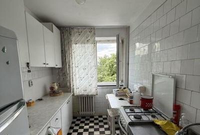 Apartament cu 2 camere semidecomandat, mobilat în Drumul Taberei